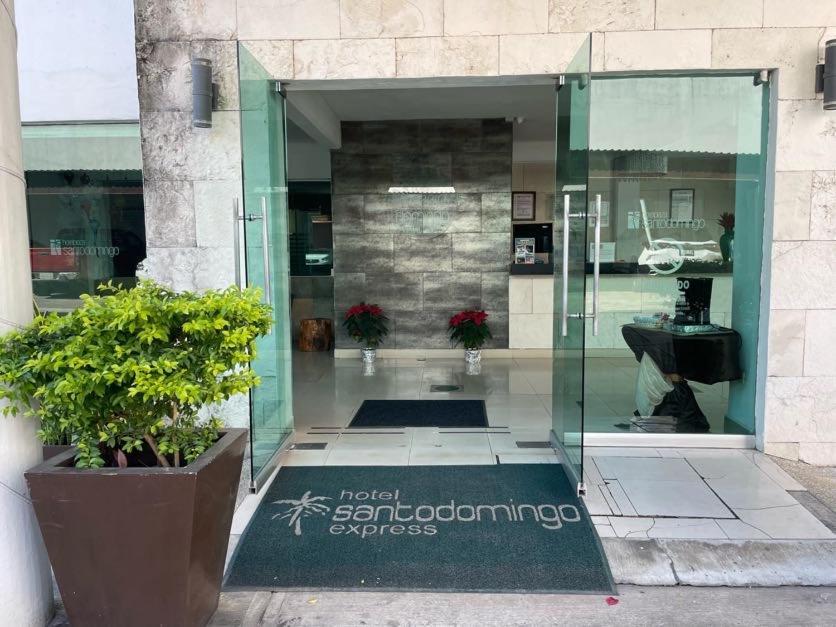 Hotel Santo Domingo Express Villahermosa Exteriör bild