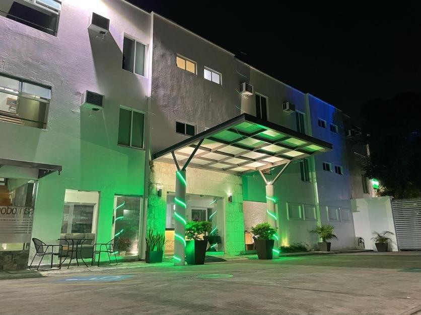 Hotel Santo Domingo Express Villahermosa Exteriör bild