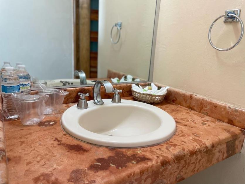 Hotel Santo Domingo Express Villahermosa Exteriör bild